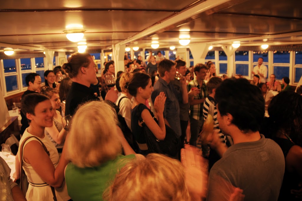 Closing Dinner Cruise